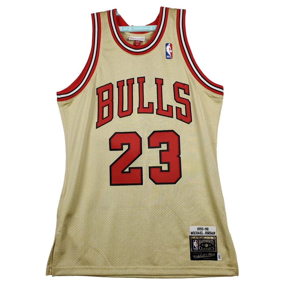 Authentic Michael Jordan Chicago Bulls Mitchell & Ness NBA Medium Jersey NWT